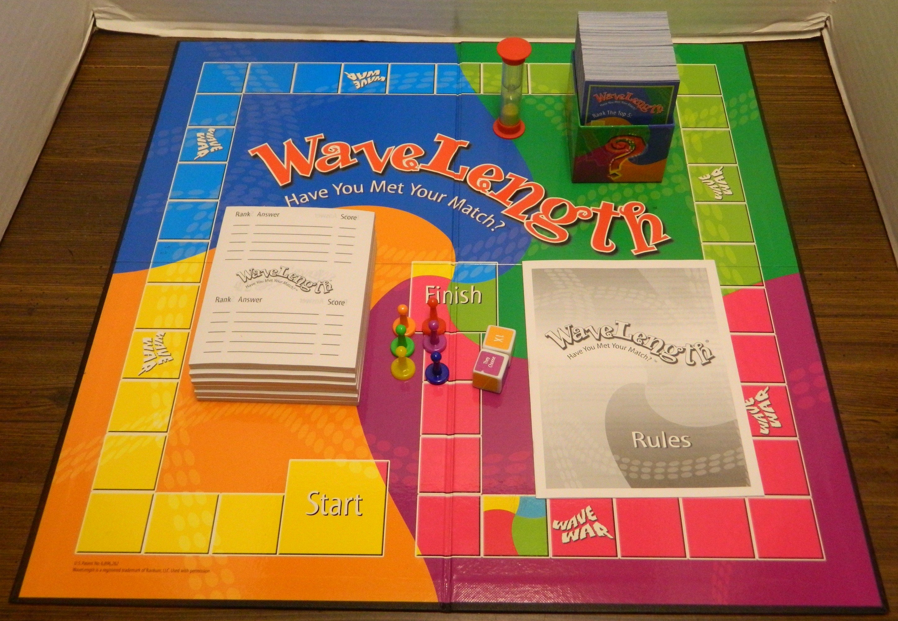 WaveLength-Board-Game-Components-9.jpg
