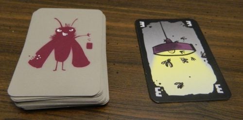 https://www.geekyhobbies.com/wp-content/uploads/2016/12/Cheating-Moth-Playing-A-Card-1-500x248.jpg