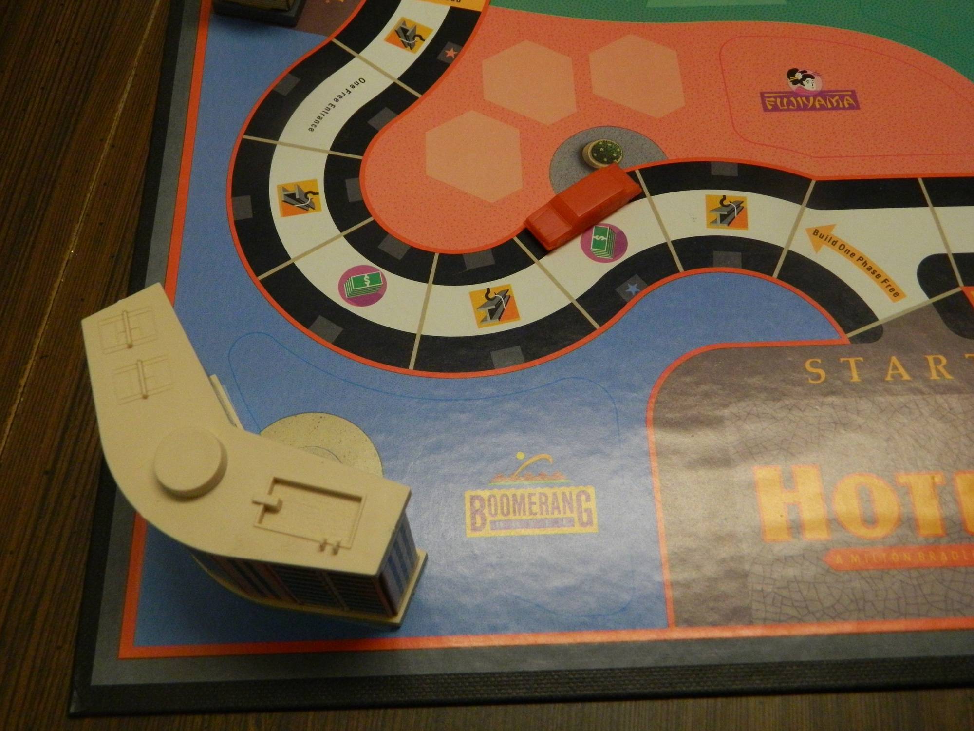 Hotels AKA Hotel Tycoon Board Game Review and Rules - Geeky Hobbies