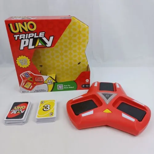 UNO Triple Play Card Game Review - Geeky Hobbies