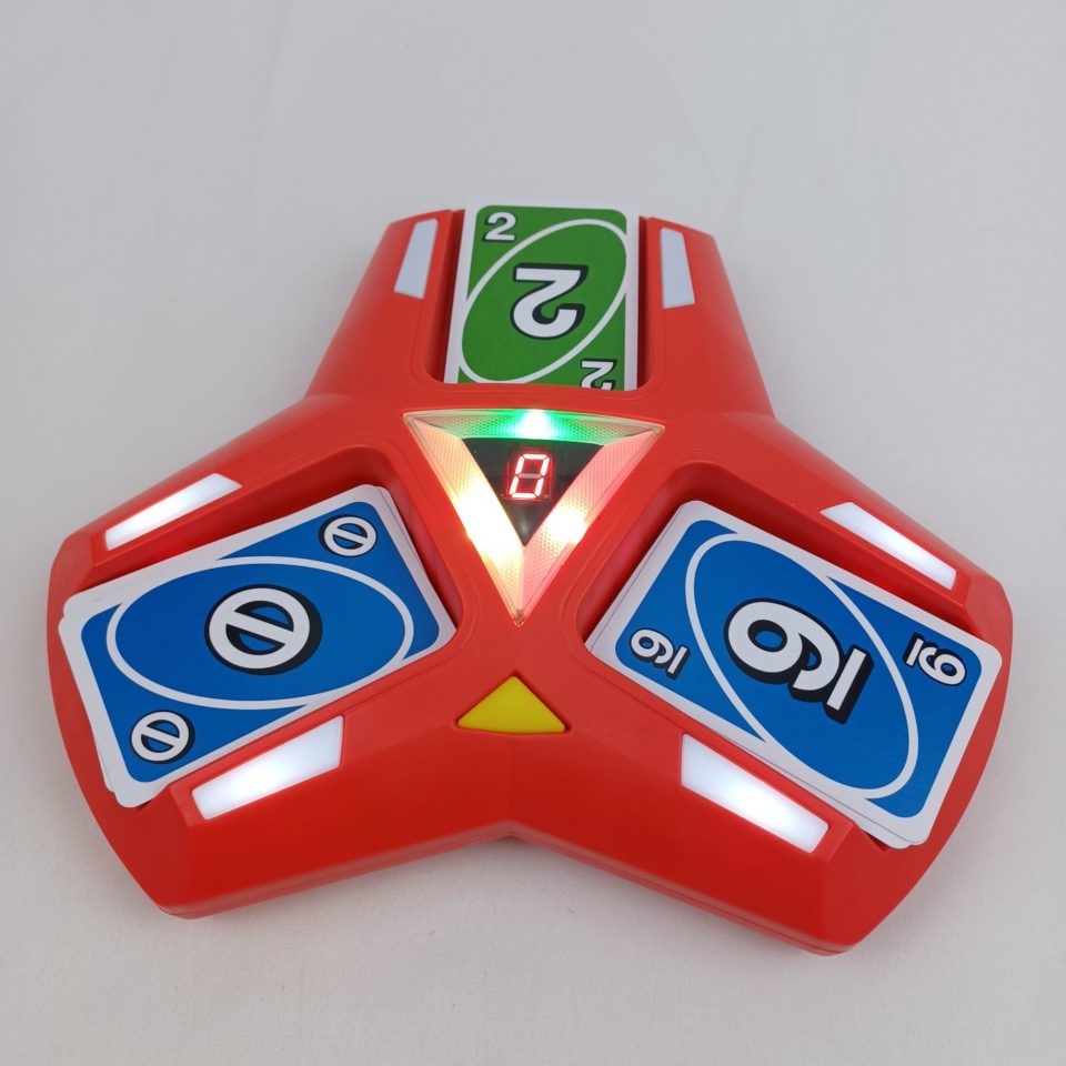 how-to-play-uno-triple-play-card-game-rules-and-instructions-geeky