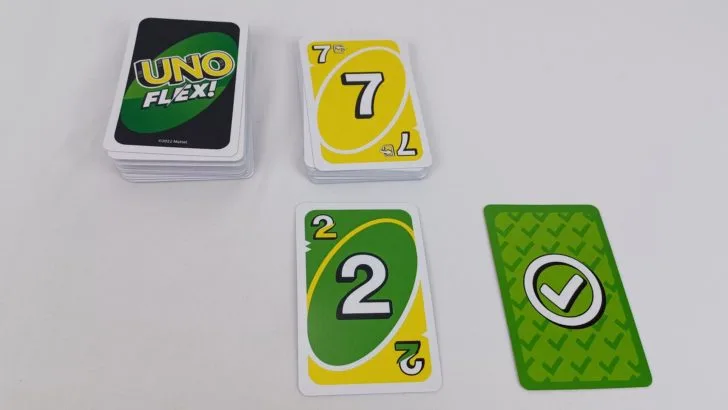 UNO Flex! Card Game: Rules and Instructions for How to Play